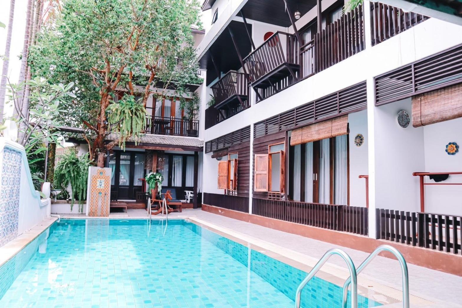 Baan Huenphen Hotel Chiang Mai Buitenkant foto