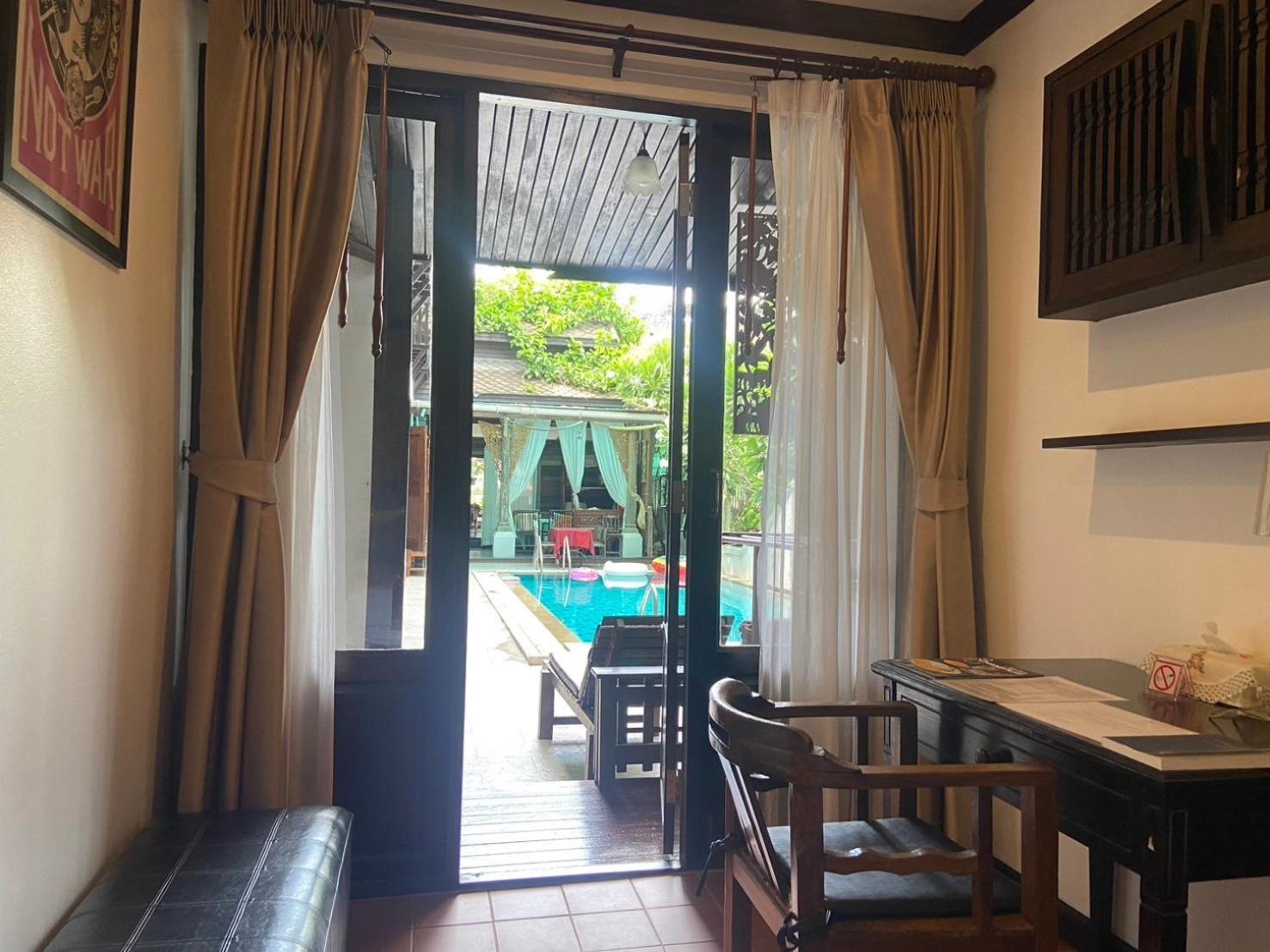 Baan Huenphen Hotel Chiang Mai Kamer foto