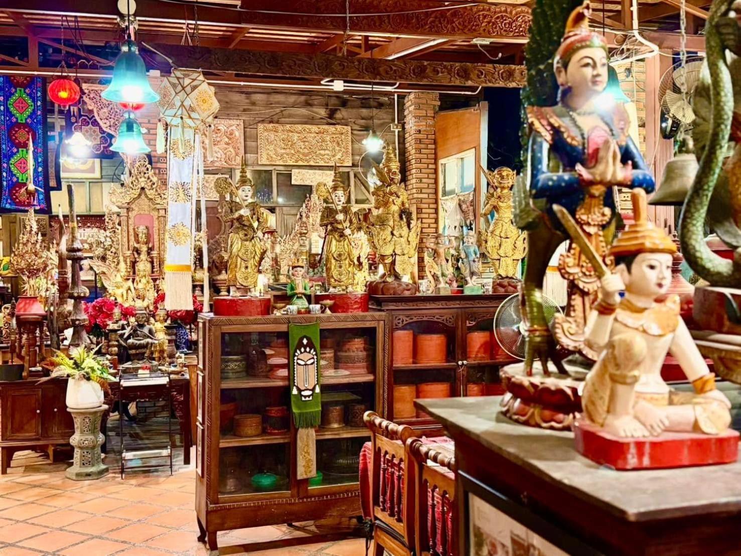 Baan Huenphen Hotel Chiang Mai Buitenkant foto